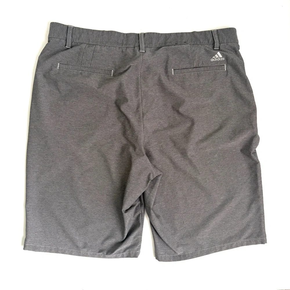 adidas | Men’s Grey‎ Zipper 22” Shorts